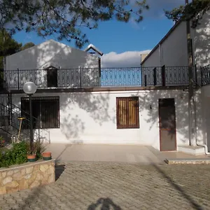 L'albero Amico Casa vacanze Racalmuto